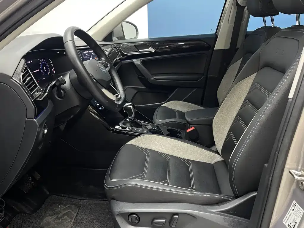 Volkswagen GTE PHEV 2022 из CN, фото 10