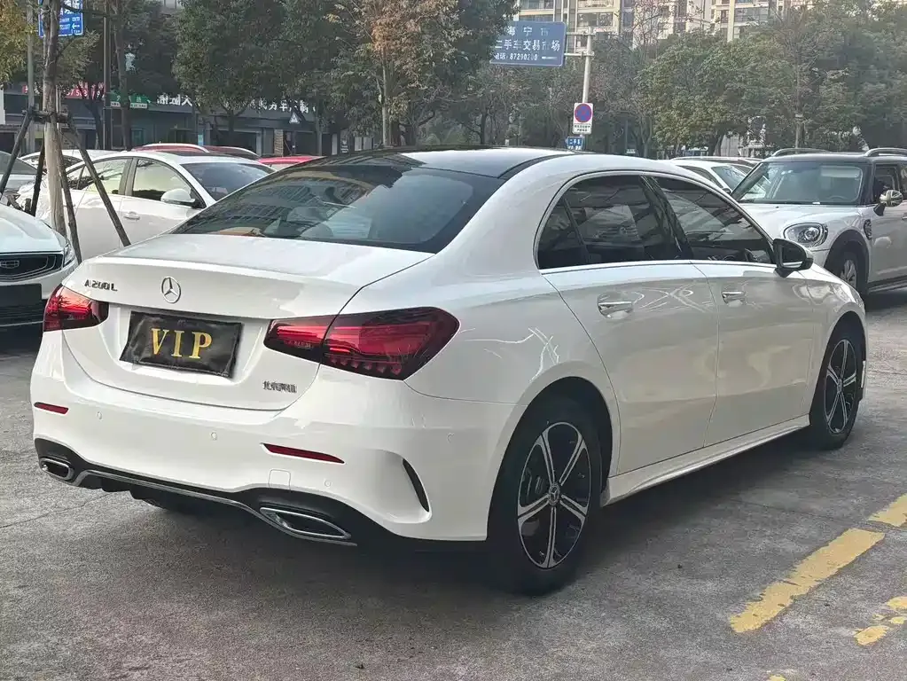 Mercedes-Benz A-Class 2023 из CN, фото 9