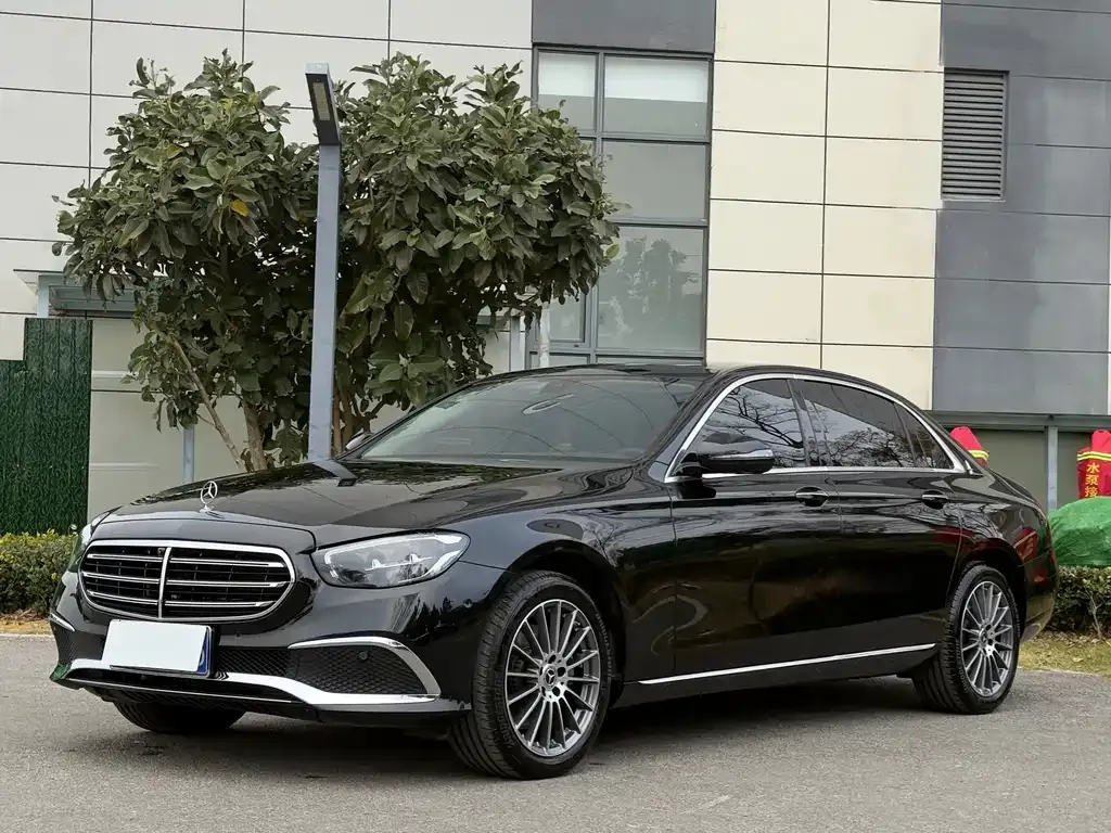 Mercedes-Benz E-Class 2023 из CN, фото 1