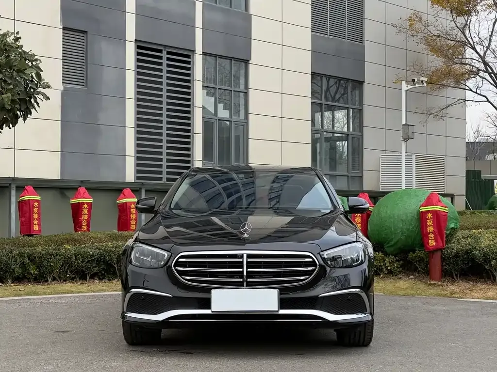 Mercedes-Benz E-Class 2023 из CN, фото 7