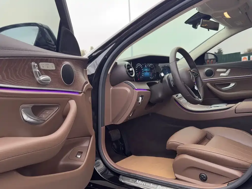 Mercedes-Benz E-Class 2023 из CN, фото 8