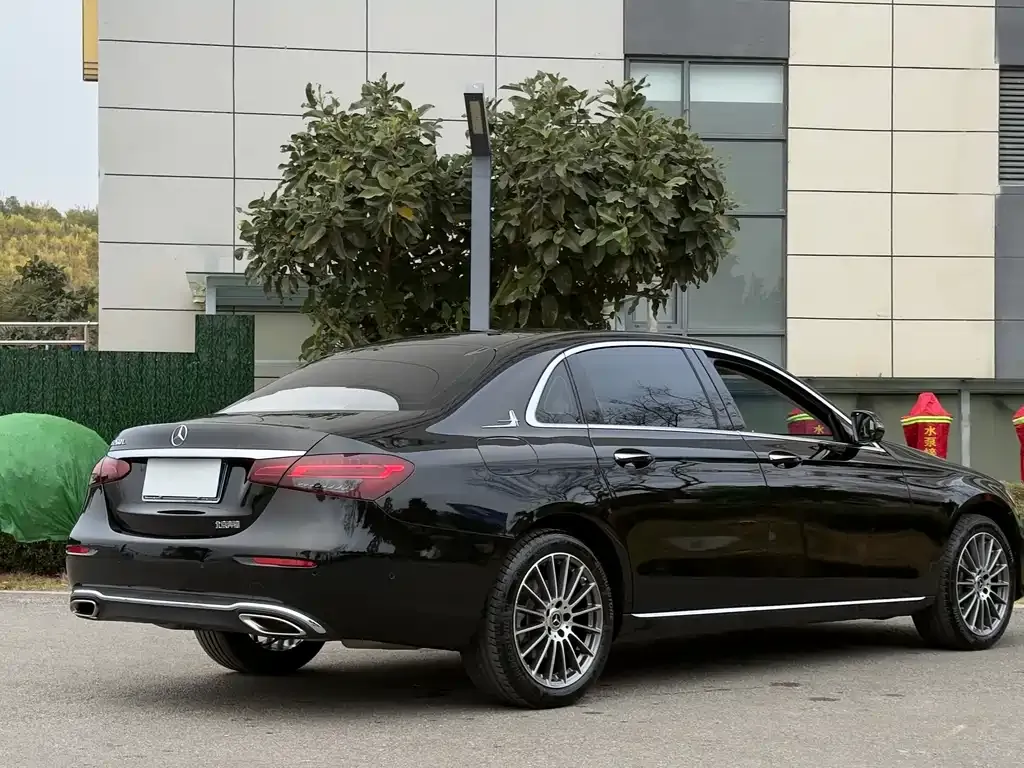 Mercedes-Benz E-Class 2023 из CN, фото 2