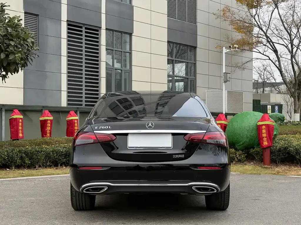Mercedes-Benz E-Class 2023 из CN, фото 10