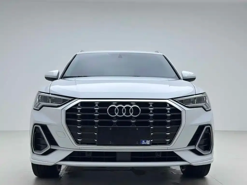 Audi Q3 — фото 7
