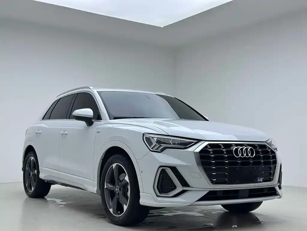 Audi Q3 — фото 5