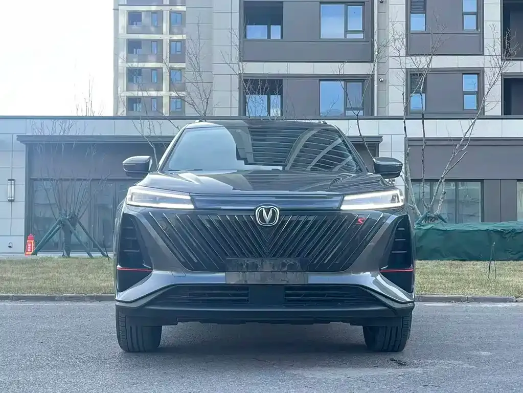 Changan CS75PLUS — фото 2