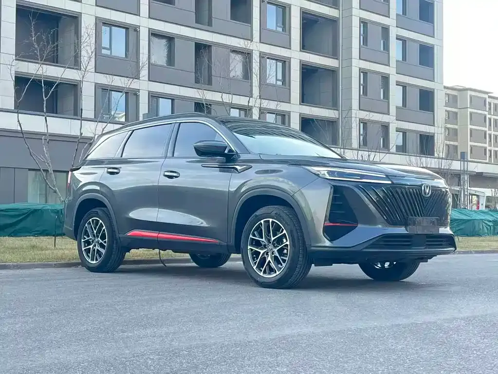 Changan CS75PLUS — фото 3