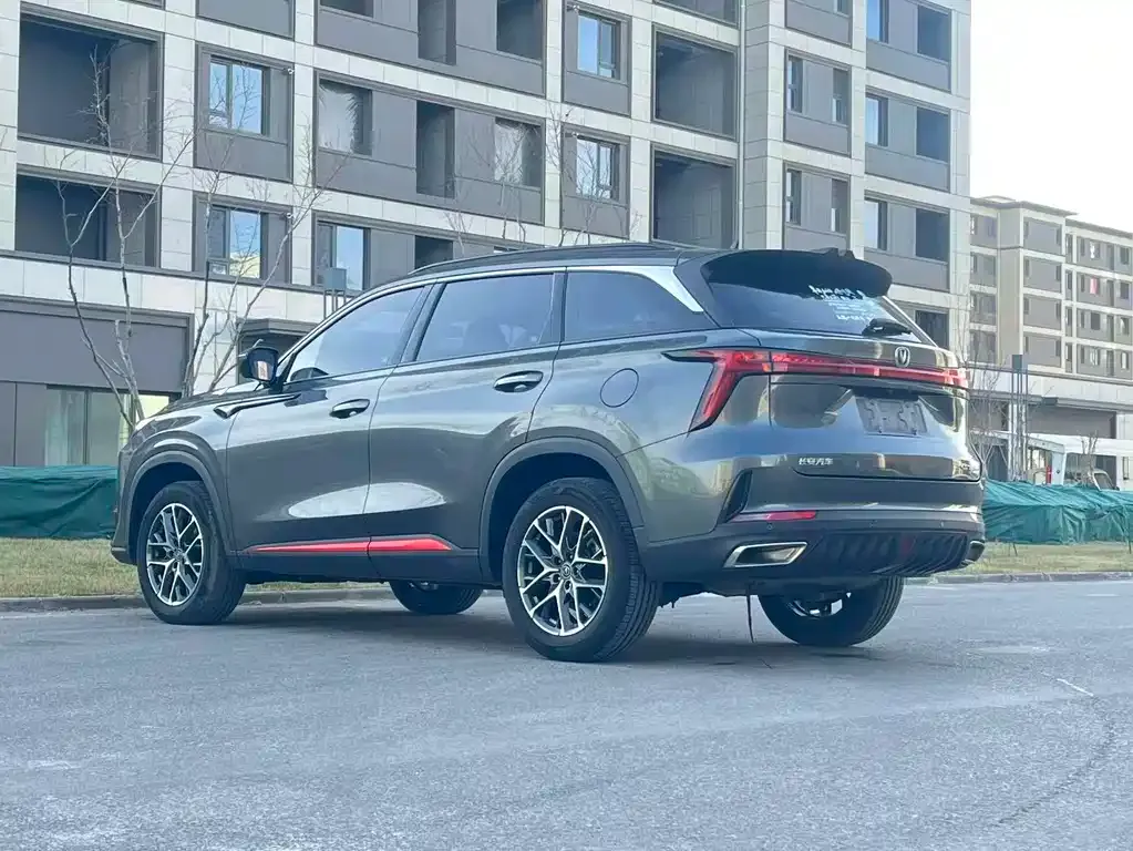 Changan CS75PLUS — фото 7