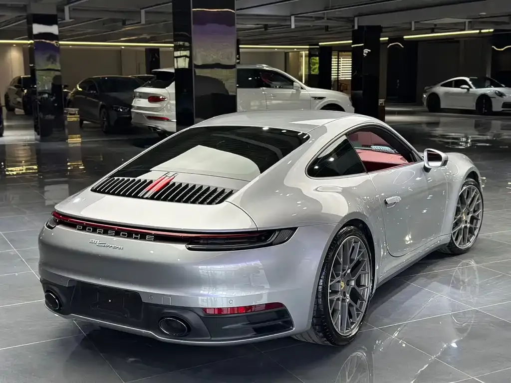 Porsche 911 2022 из CN, фото 3