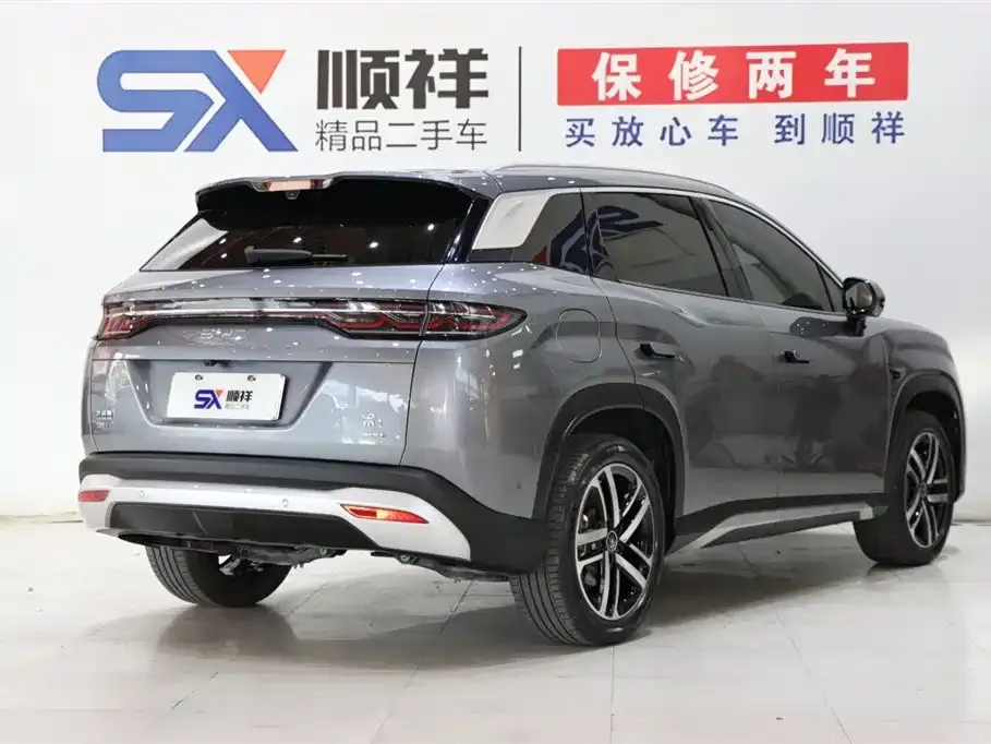 BYD L DM-i — фото 4