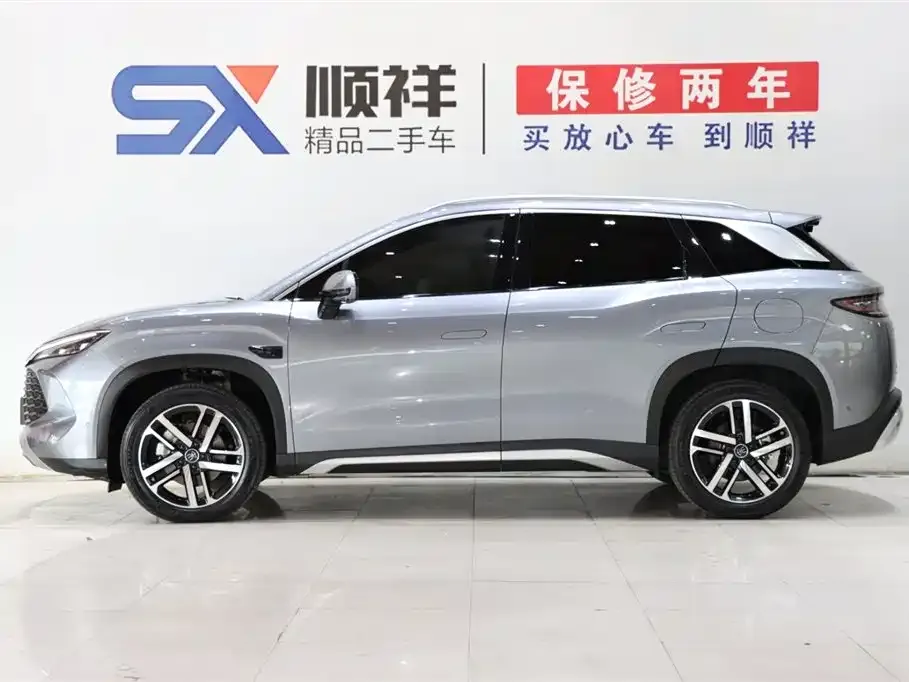 BYD L DM-i — фото 6