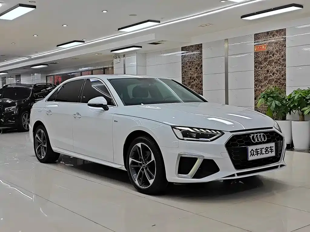 Audi A4L 2022 из CN, фото 4