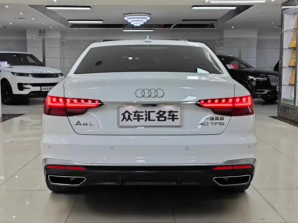 Audi A4L 2022 из CN, фото 6