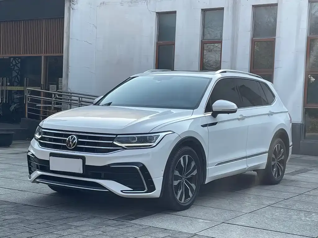 Volkswagen Tiguan L 2023 из CN, фото 1