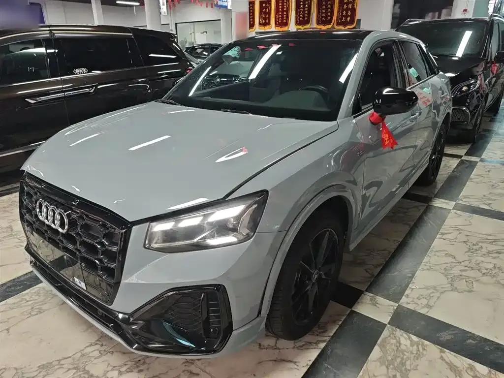 Audi Q2L 2023 из CN, фото 1