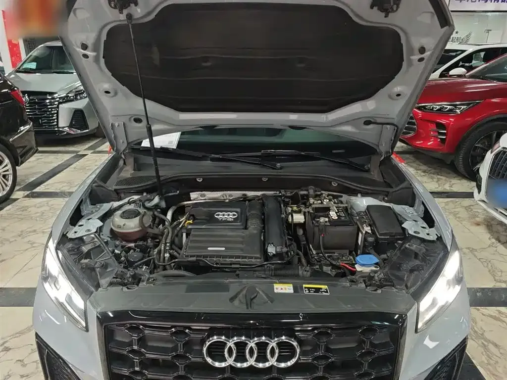 Audi Q2L 2023 из CN, фото 8