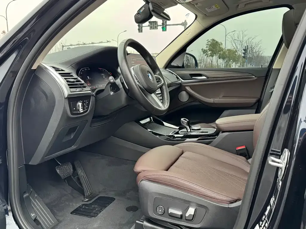 BMW X3 2022 из CN, фото 3