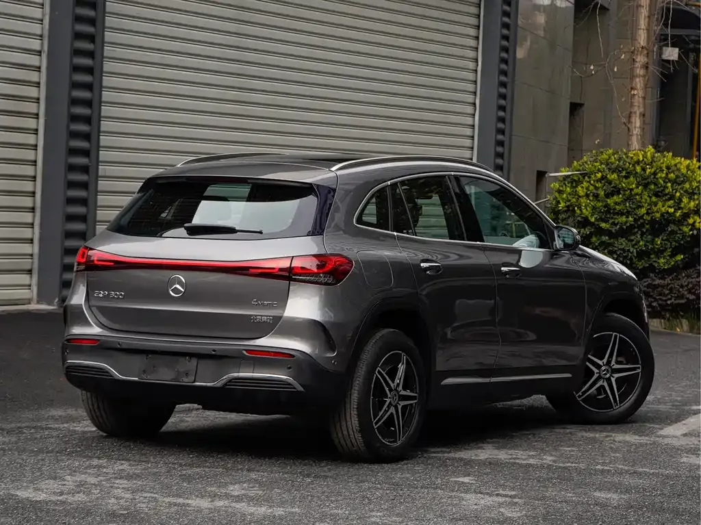 Mercedes-Benz EQA 2021 из CN, фото 10