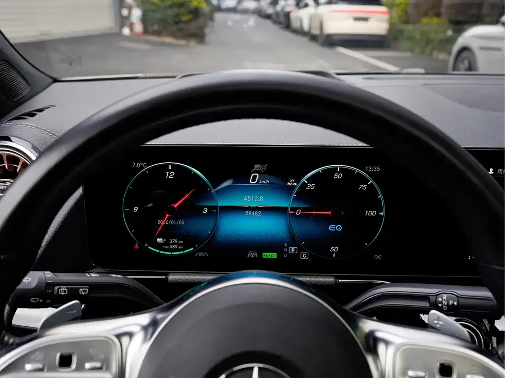 Mercedes-Benz EQA 2021 из CN, фото 2