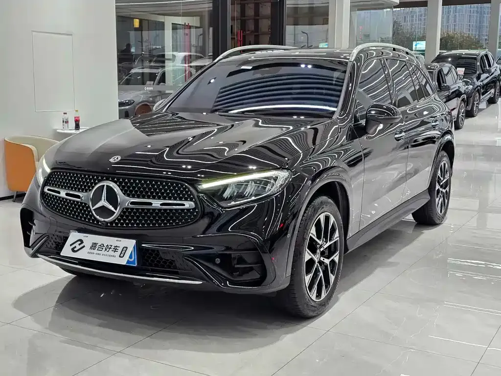 Mercedes-Benz GLC — фото 1