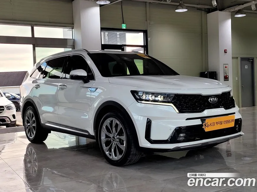 Kia Sorento — фото 9