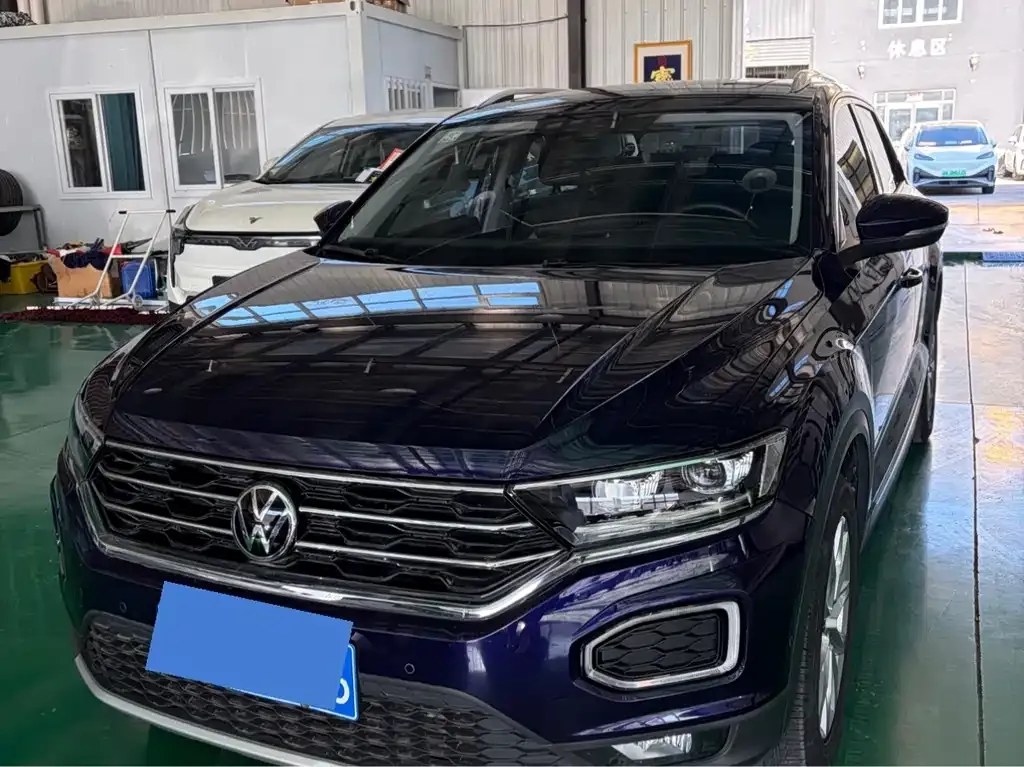 Volkswagen T-Roc 2021 из CN, фото 1
