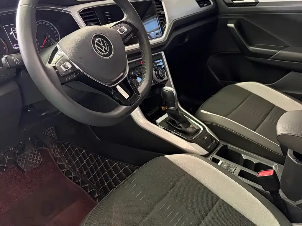 Volkswagen T-Roc 2021 из CN, фото 6