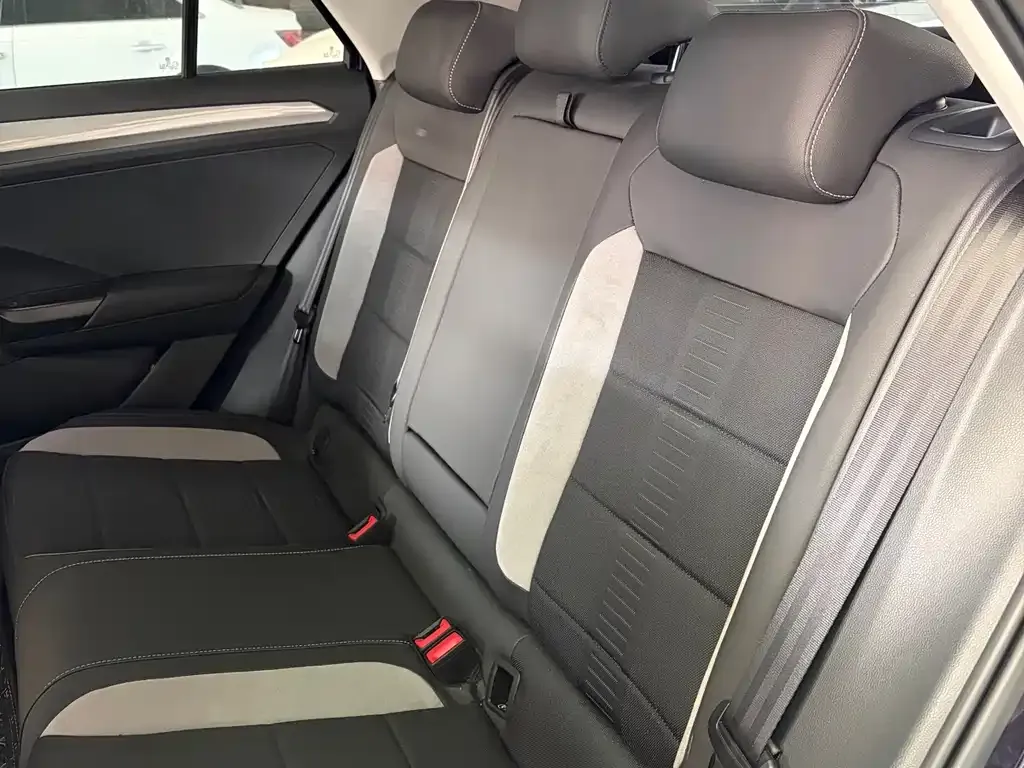 Volkswagen T-Roc 2021 из CN, фото 5