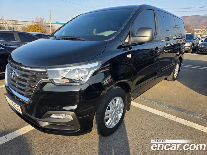 Hyundai Starex — фото 10