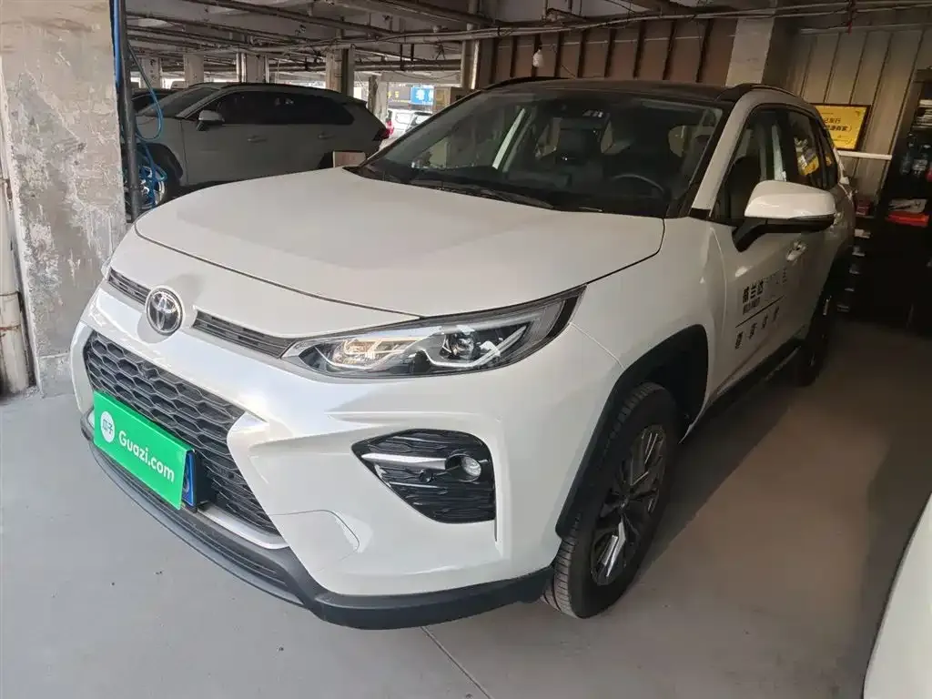 Toyota Wildlander 2023 из CN, фото 1