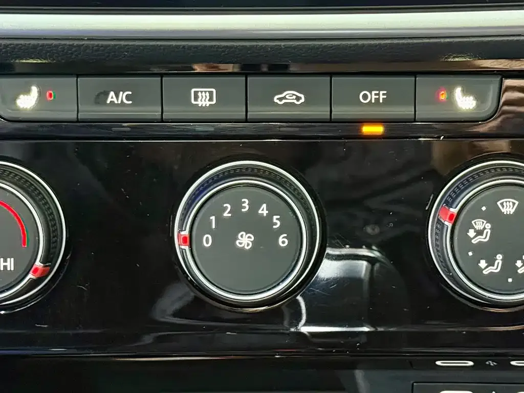 Volkswagen Sagitar 2023 из CN, фото 5