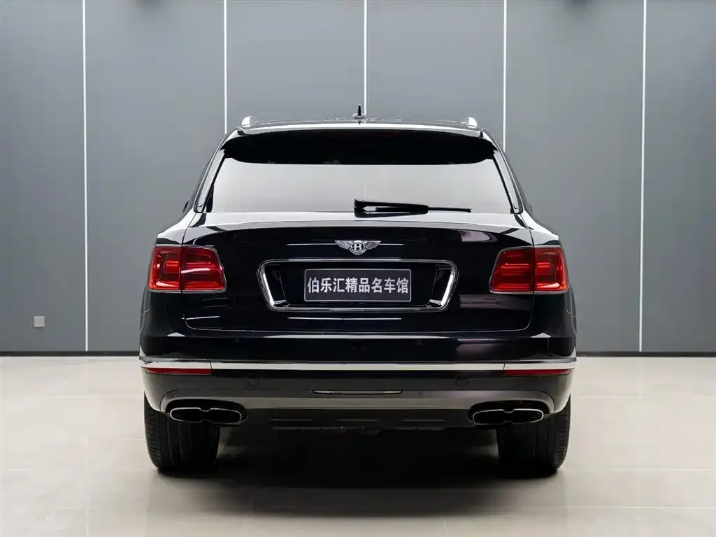 Bentley Bentayga 2022 из CN, фото 2