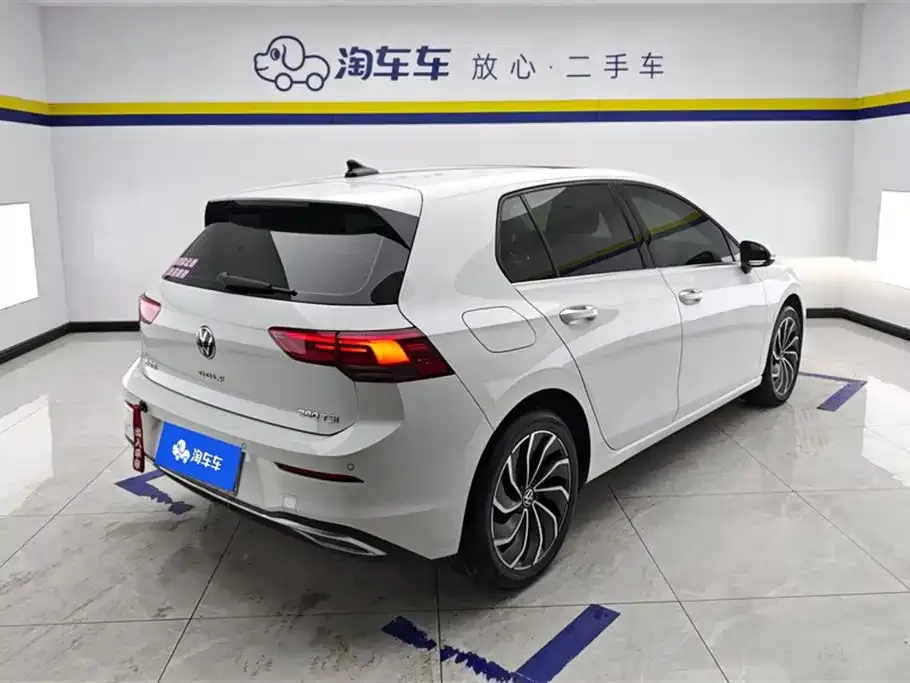 Volkswagen Golf 2021 из CN, фото 4