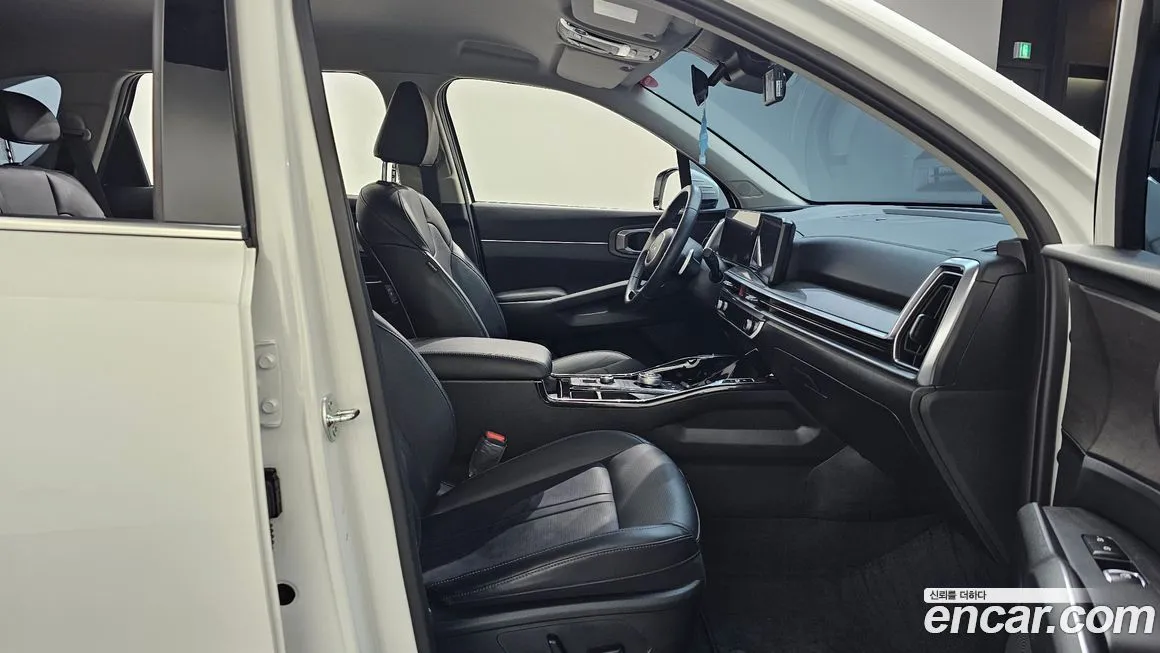 Kia Sorento — фото 4