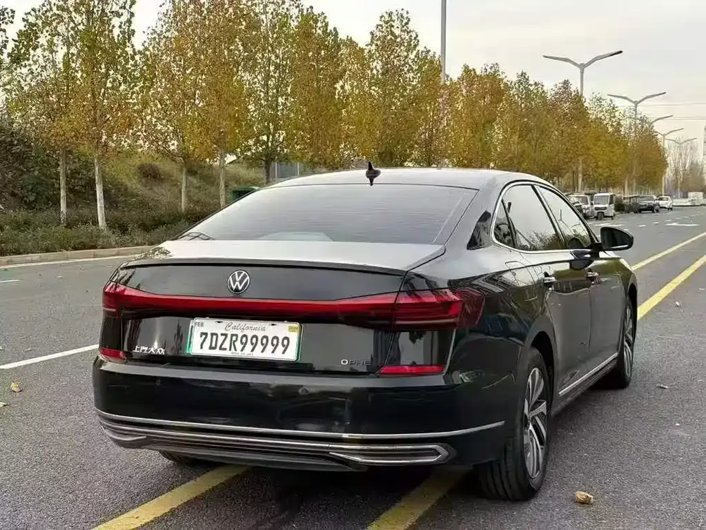 Volkswagen Passat New Energy 2022 из CN, фото 9