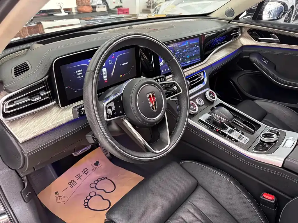 Hongqi H9 — фото 10