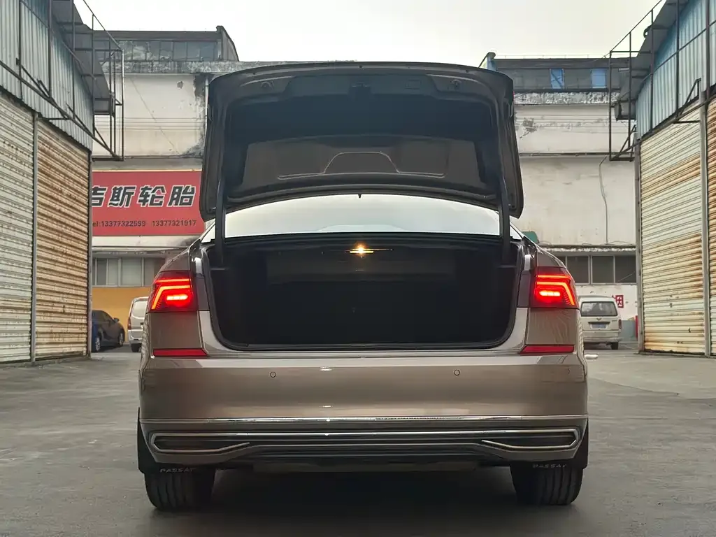 Volkswagen Passat 2021 из CN, фото 6