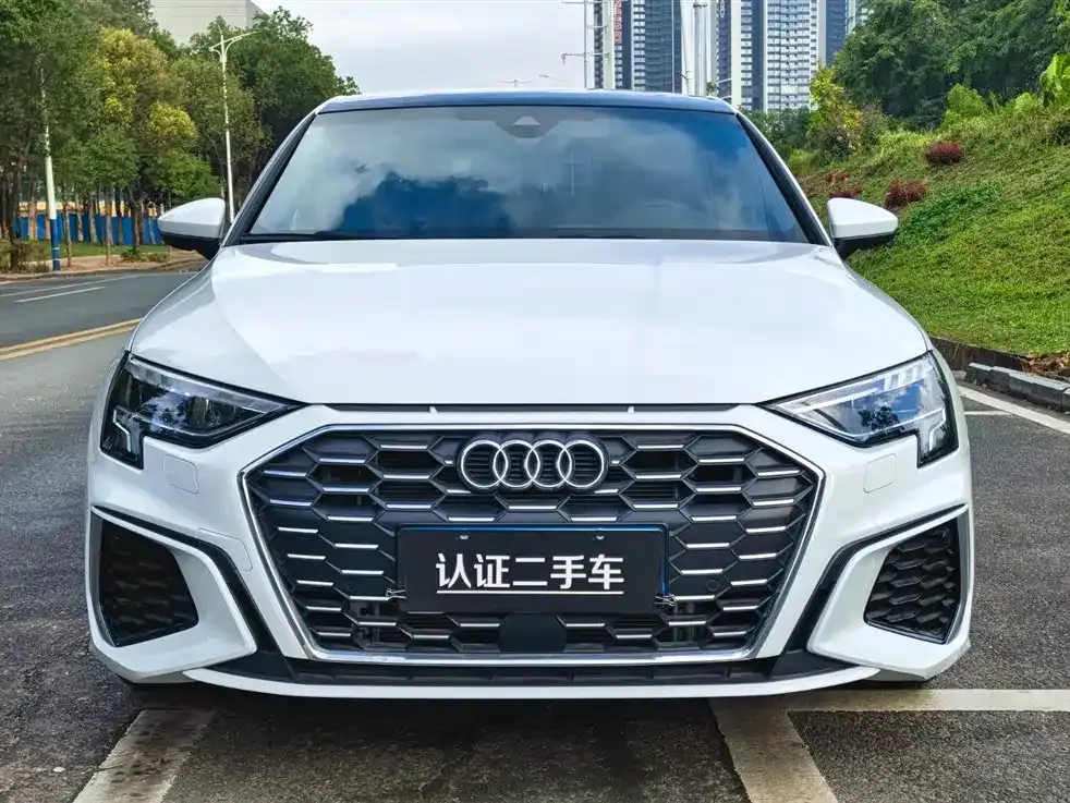 Audi A3 2024 из CN, фото 2