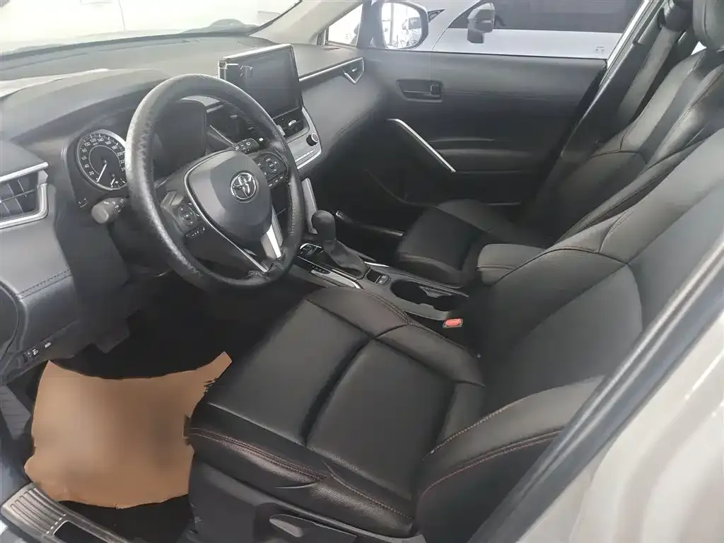 Toyota Frontlander 2022 из CN, фото 10