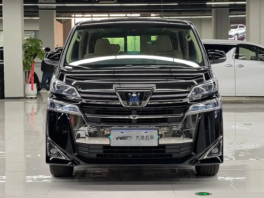 Toyota Vellfire 2022 из CN, фото 5