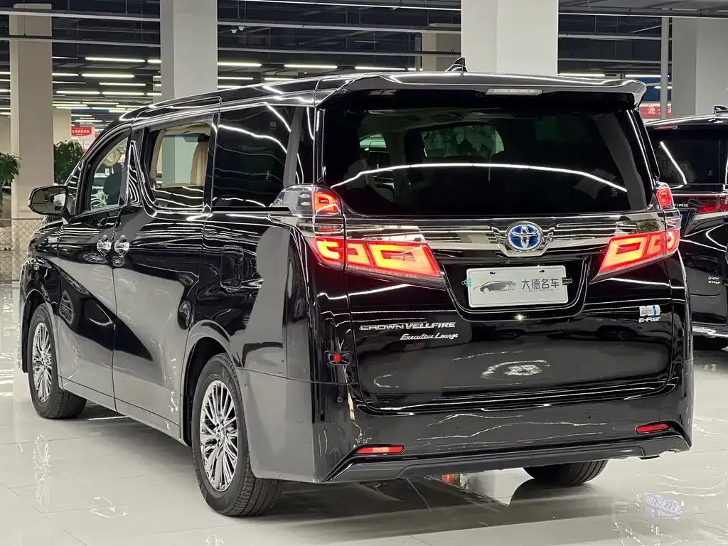 Toyota Vellfire 2022 из CN, фото 6