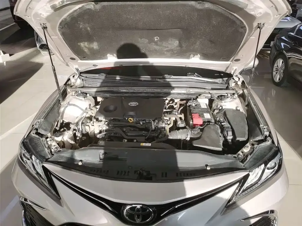 Toyota Camry 2022 из CN, фото 10