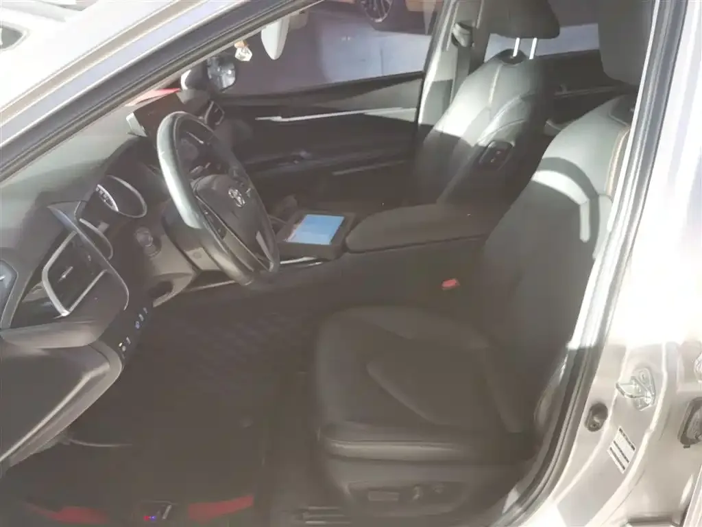 Toyota Camry 2022 из CN, фото 7