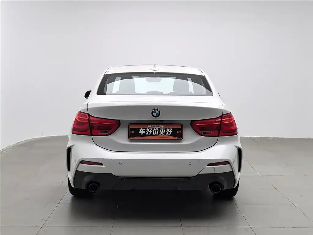 BMW 1 Series 2021 из CN, фото 2