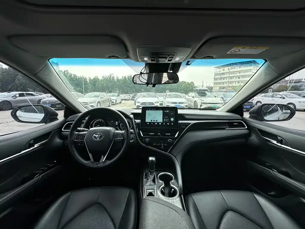 Toyota Camry 2023 из CN, фото 6