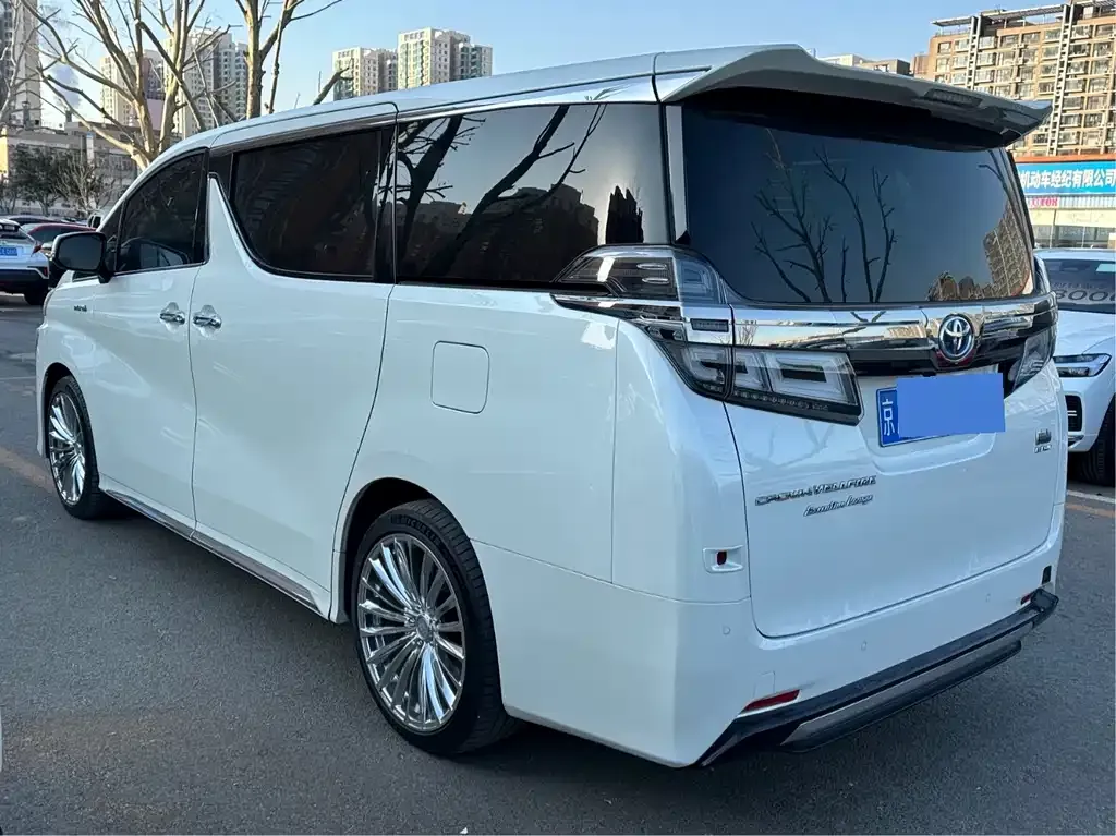 Toyota Vellfire 2021 из CN, фото 8
