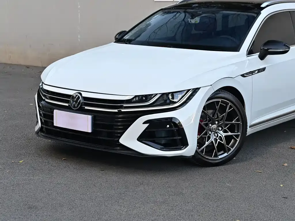 Volkswagen CC 2023 из CN, фото 4