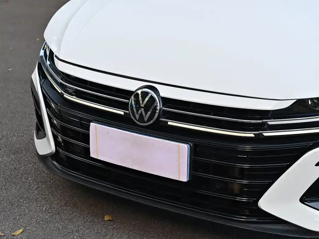 Volkswagen CC 2023 из CN, фото 6