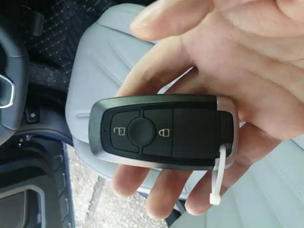 Ford Escape 2024 из CN, фото 9