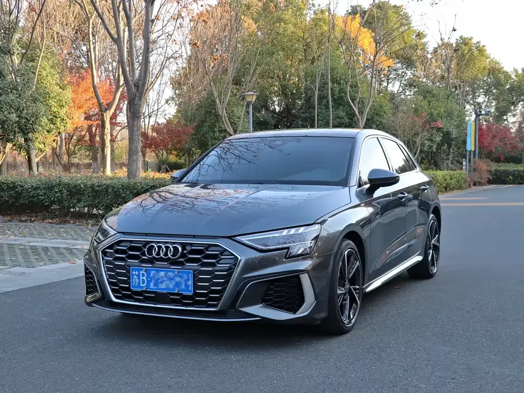 Audi A3 2024 из CN, фото 2